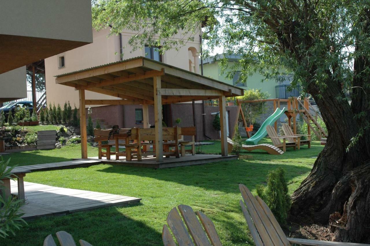 Apartman Timea Apartment Dunajska Streda Bagian luar foto